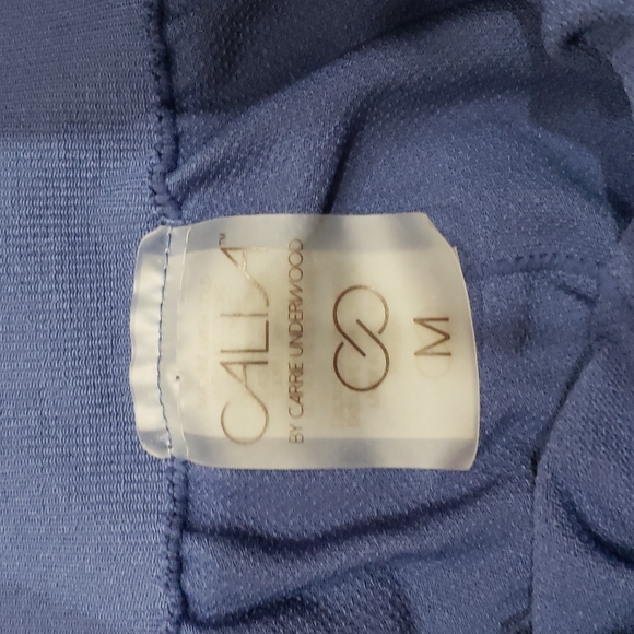 CALIA Ruched Cropped Capri Legging - Picture 4 of 7